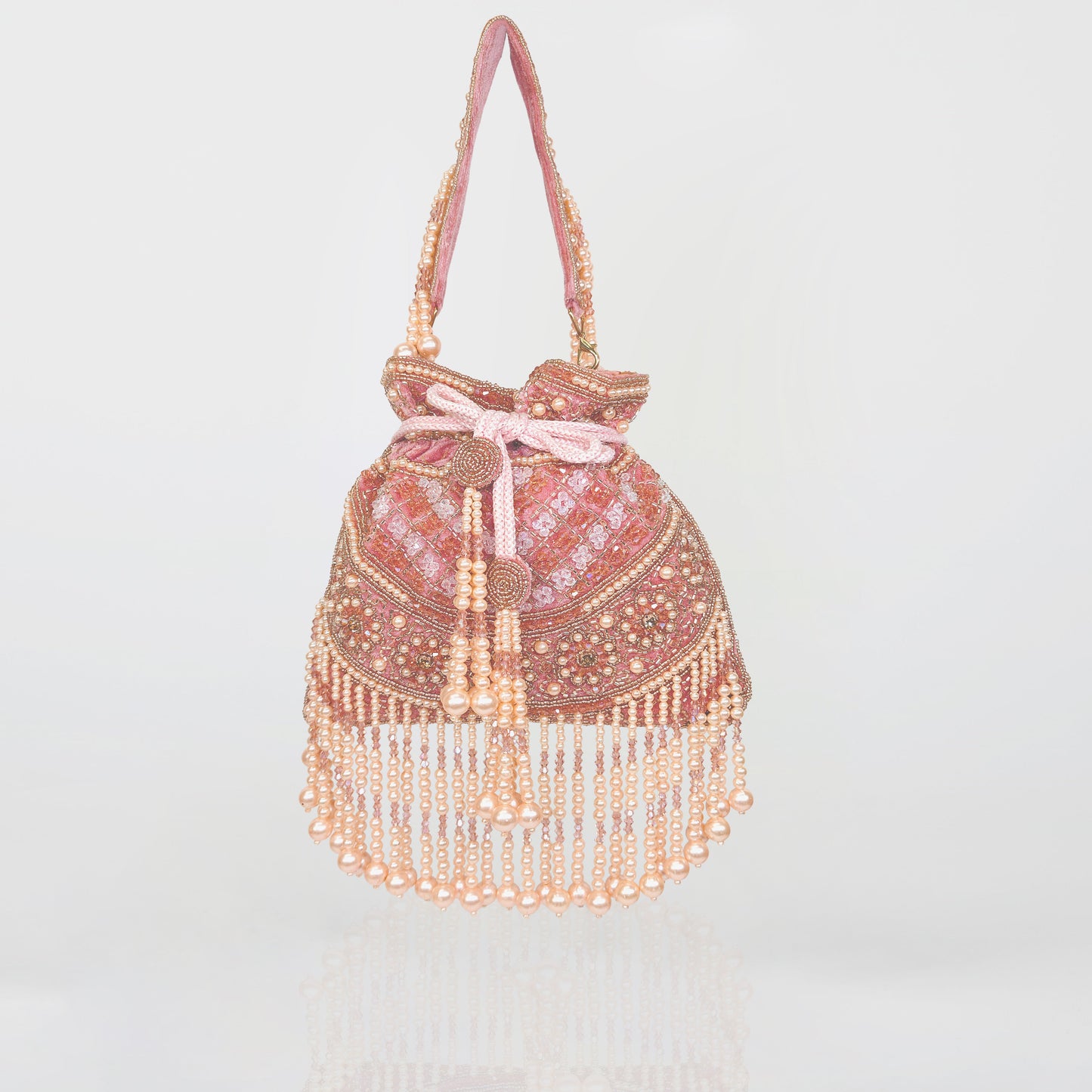 Ivory Kiss - FOMO BAGS