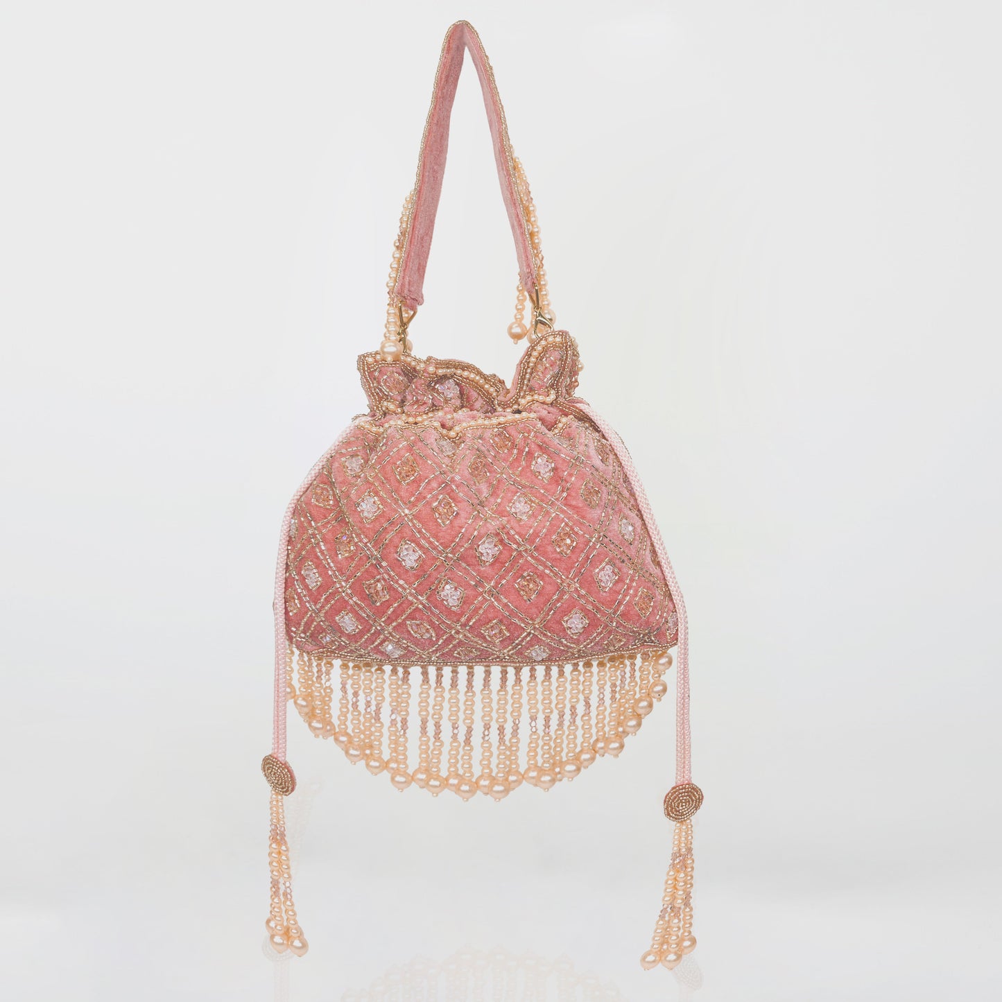 Ivory Kiss - FOMO BAGS