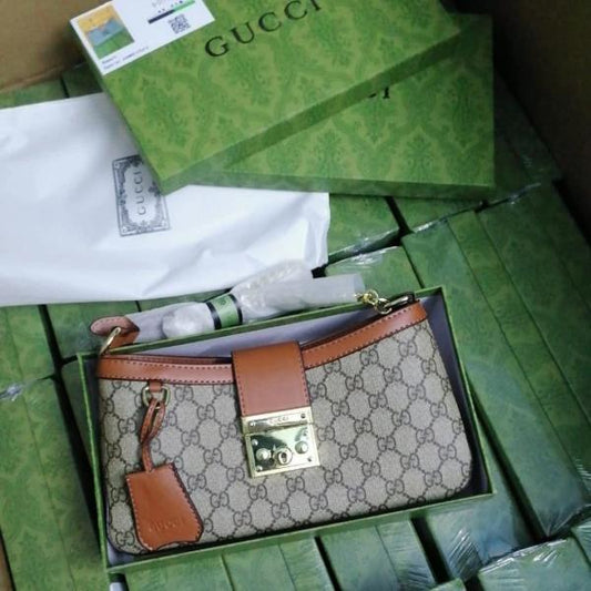 Gucci Padlock Brown Small Shoulder Bag With OG Box & Dust Bag 88278 Brown