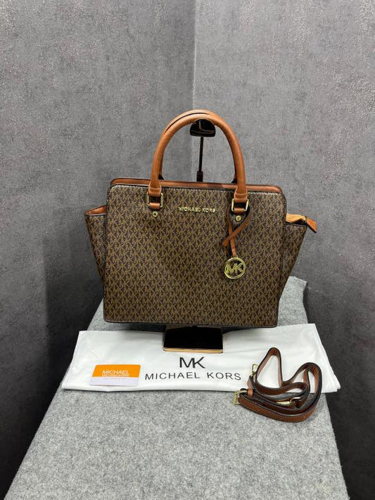 Michael Kors Ellis Selma Medium Satchel Coffee Brown