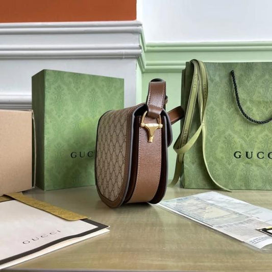 Gucci HorseBit 1995 Rounded Bag With OG Box Dust Bag 8563