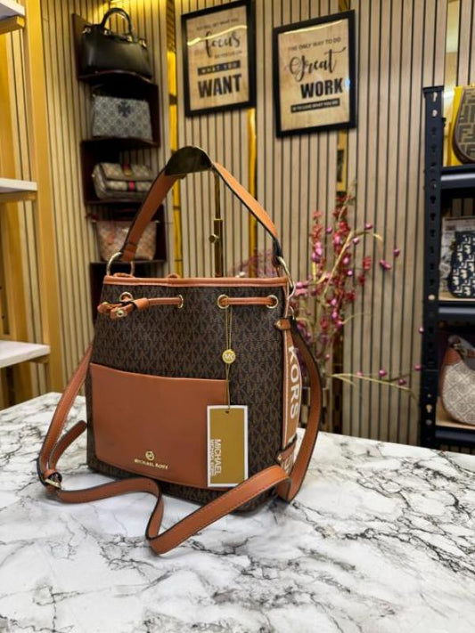 Michael Kors Maeve Medium Bucket Bag With Dust Bag Coffee Brown 100829