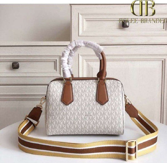 Michael Kors Boston Beige With Dust Bag (71012 Beige Brown)
