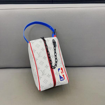 Louis Vuitton X Nba Cloakroom Dopp Kit Monogram Lv With OG Box & Dust Bag 85149 White