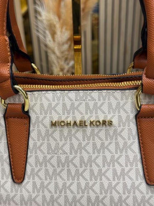 Michael_Kors Laila Satchel Bag With Dust Bag (Beige)