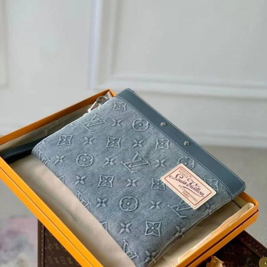 Louis_Vuitton_Pochette_To-Go_Monogram_Washed_Denim_Canvas_Clutch_Bags_Blue_With_OG_Box_&_Dust_Bag
