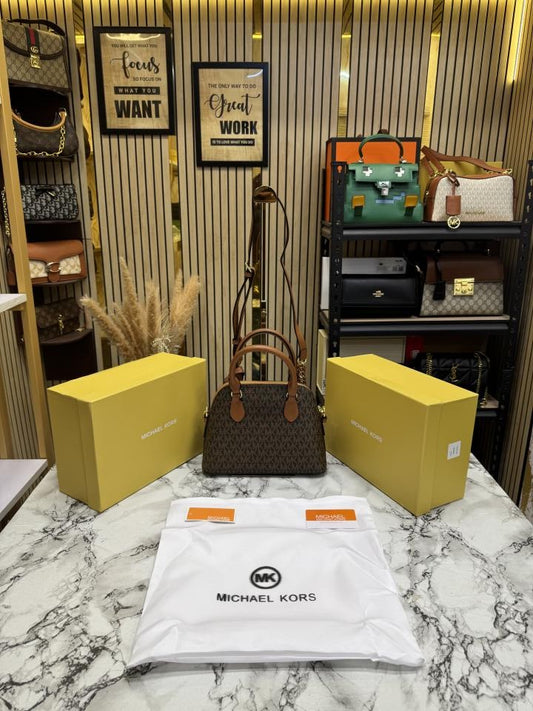 Michae_l korsVeronica Medium Dome Logo Shoulder Bag With Box And Dust Bag (M05)(Coffee Brown)