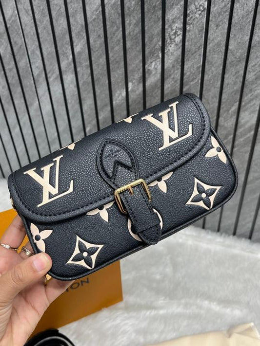 Louis_Vuitton_Diane_Nano_Black-White_With_OriginalDoubleBox_Highend