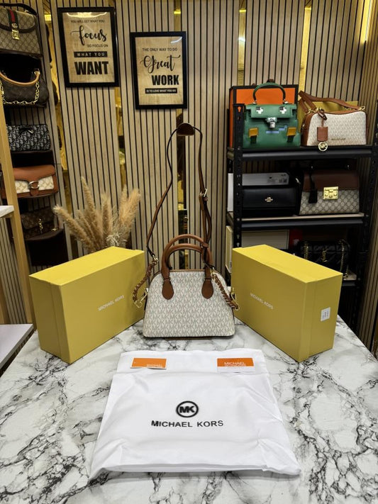 Michae_l Kors Veronica Medium Dome Logo Shoulder Bag With Box And Dust Bag (M05)(Biege Brown)